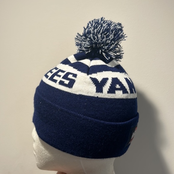 NY Yankee Stadium PomPom Beanie Hat - Picture 12 of 13